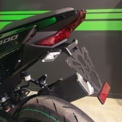 Support de plaque marque V PARTS noir Kawasaki Ninja 400