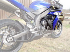 Tampons de protection marque R&G RACING Classic noir Yamaha YZF-R1